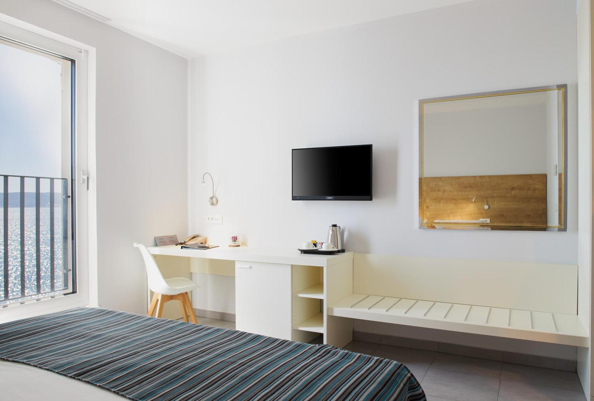 Hotel Stacija Kaštela Buitenkant foto