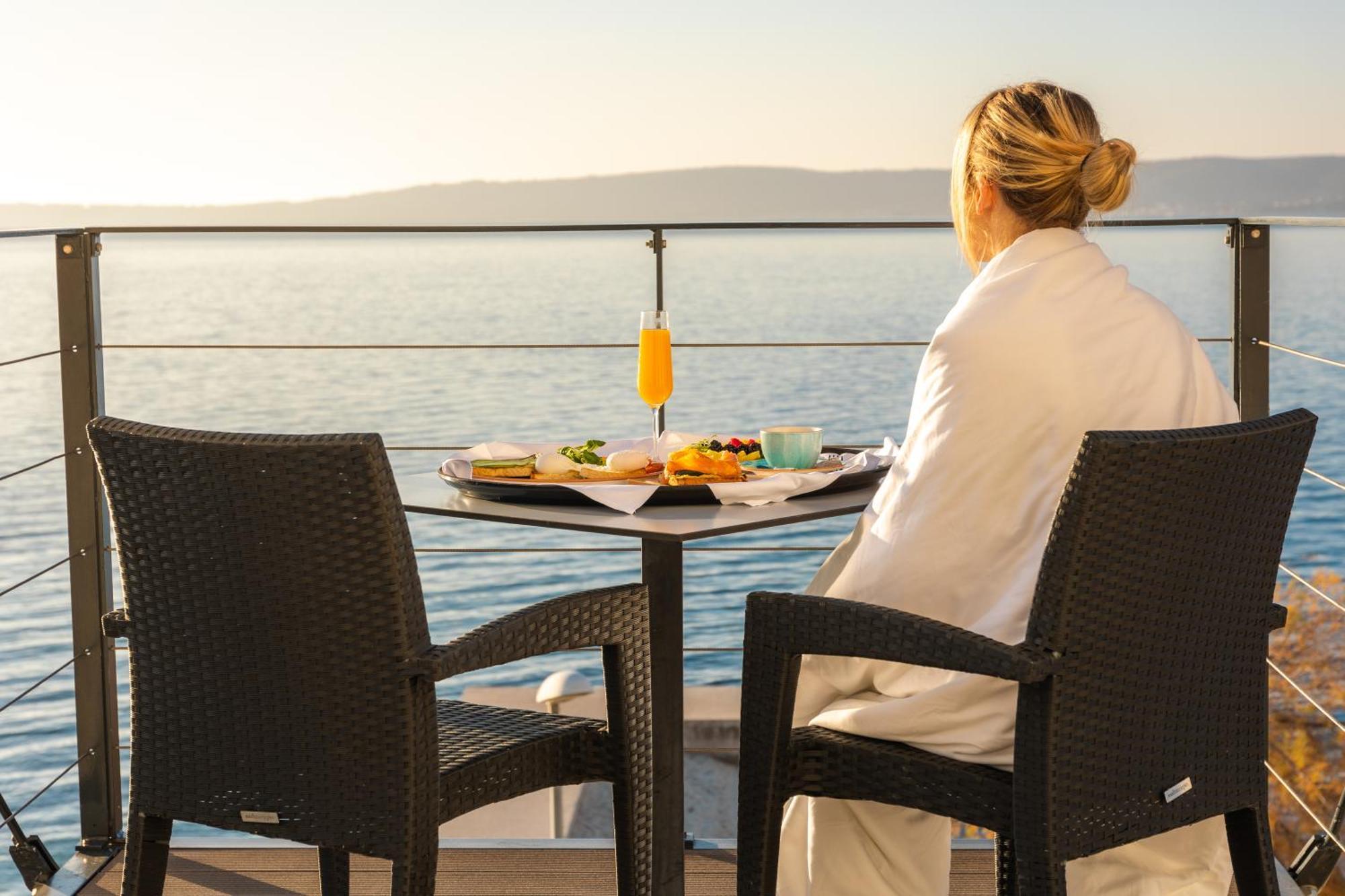 Hotel Stacija Kaštela Buitenkant foto